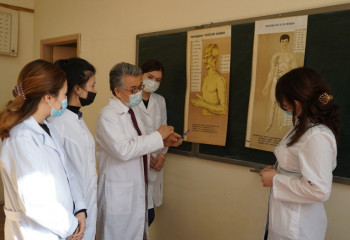 Предупреждать и лечить болезни казахстанцев будут в новом НИИ