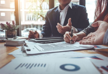 Почему инвестиции в обрабатывающую промышленность за год снизились на 18,4%