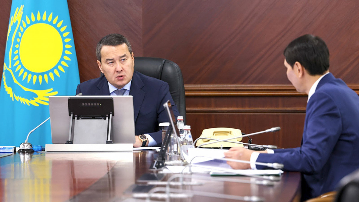 Алихан Смаилов дал поручения по модернизации таможенной инфраструктуры Казахстана