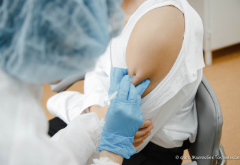 В ВОЗ рекомендовали вакцинироваться от COVID-19 не больше трех раз