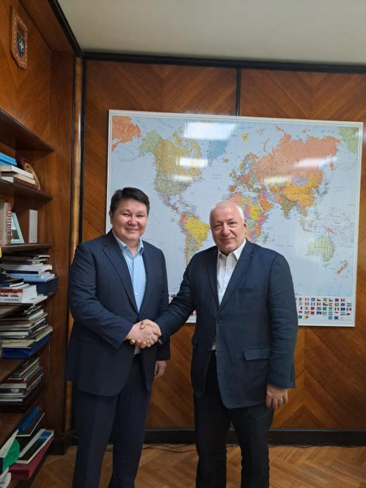 Romanian FM calls Kazakhstan very important partner