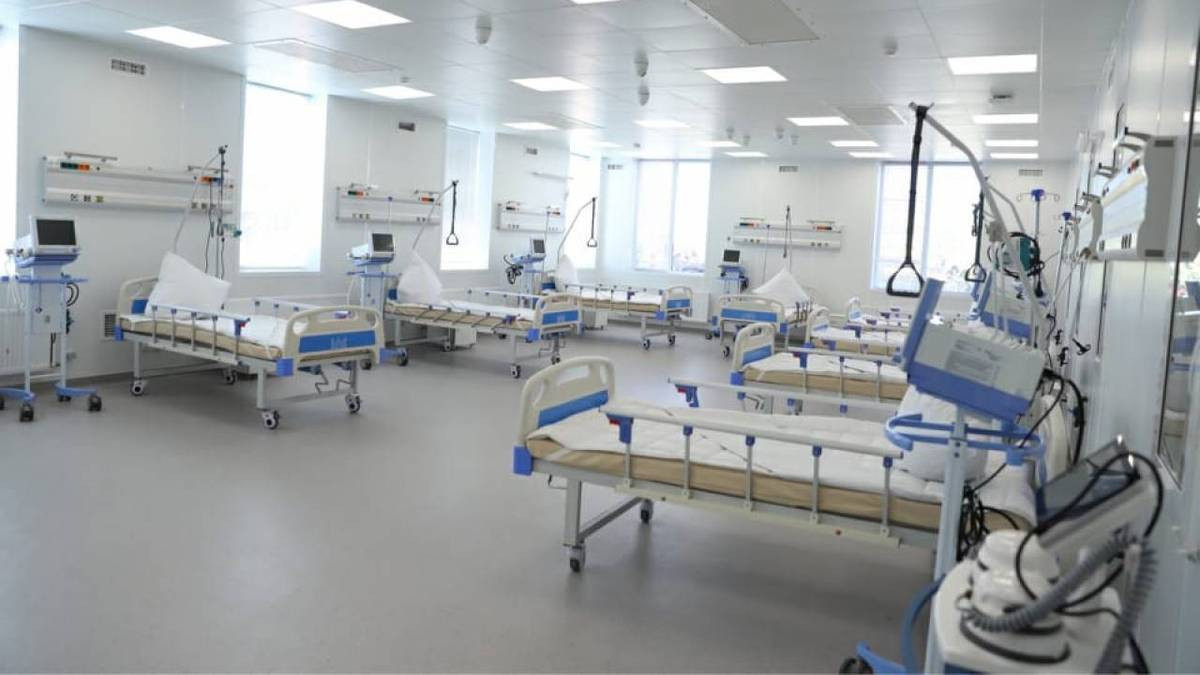 Сотрудники и пациенты двух больниц эвакуированы из-за сообщения о минировании