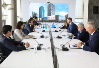 Асқар Омаров Еуропалық Парламент депутаттарымен кездесті