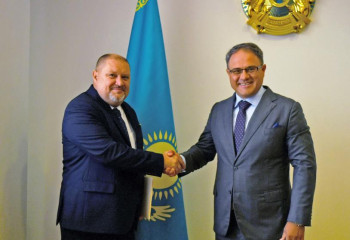 Kazakh Deputy FM receives copies of credentials from Ambassador of Slovakia