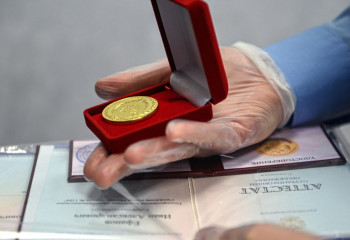 Сертификаты на 76 миллионов тенге вручили школьникам за победы на Олимпиадах