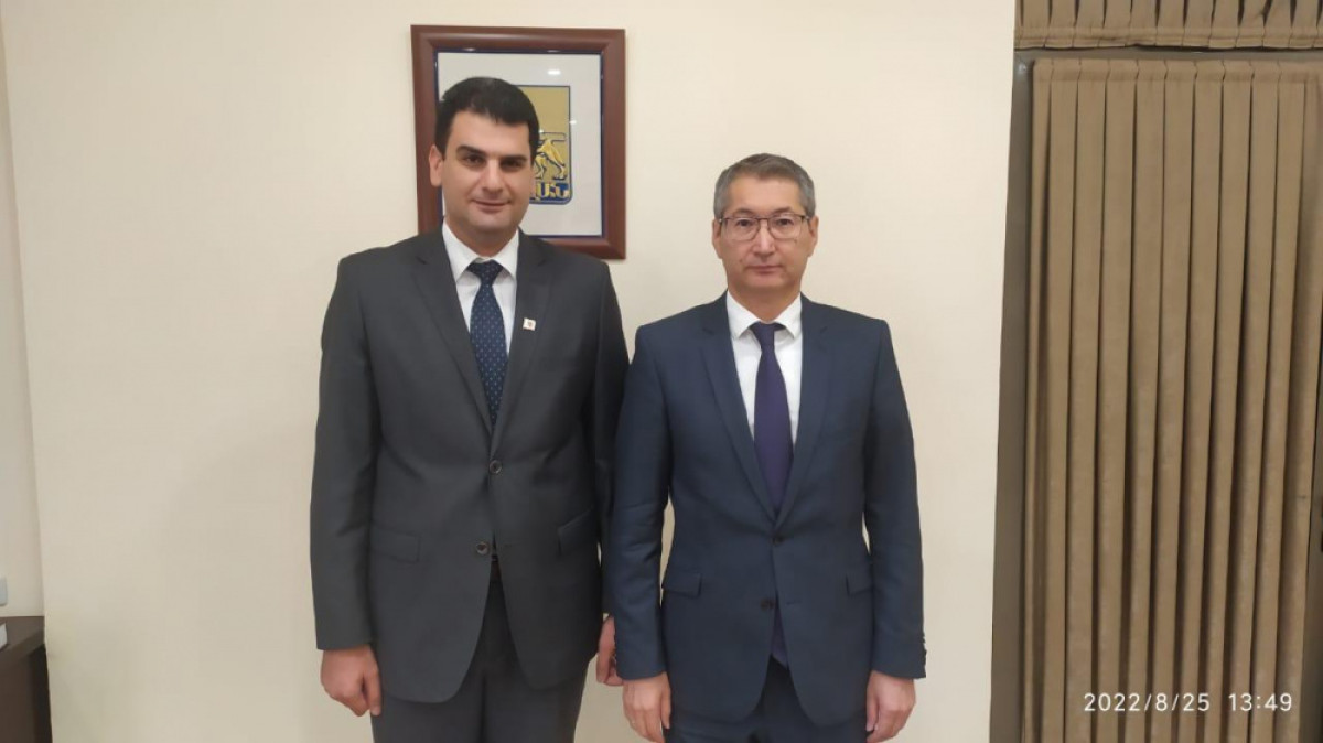 Kazakh-Armenian economic and inter-regional cooperation discussed at Yerevan municipality