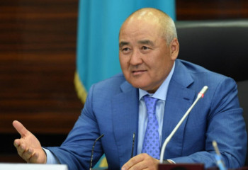 Түркістан облысының әкімі Өмірзақ Шөкеев отставкаға өтініш берді