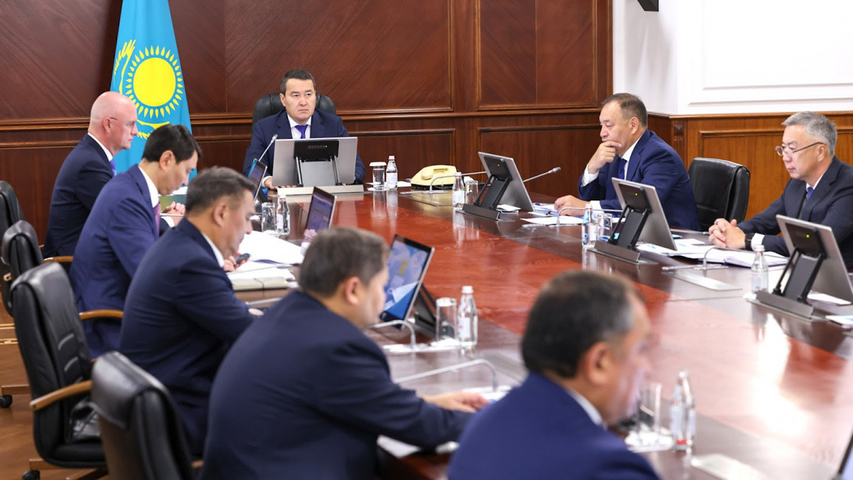 Смаилов поручил оперативно решить проблему дефицита дизтоплива в регионах