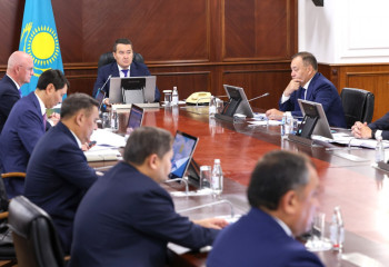 Смаилов поручил оперативно решить проблему дефицита дизтоплива в регионах