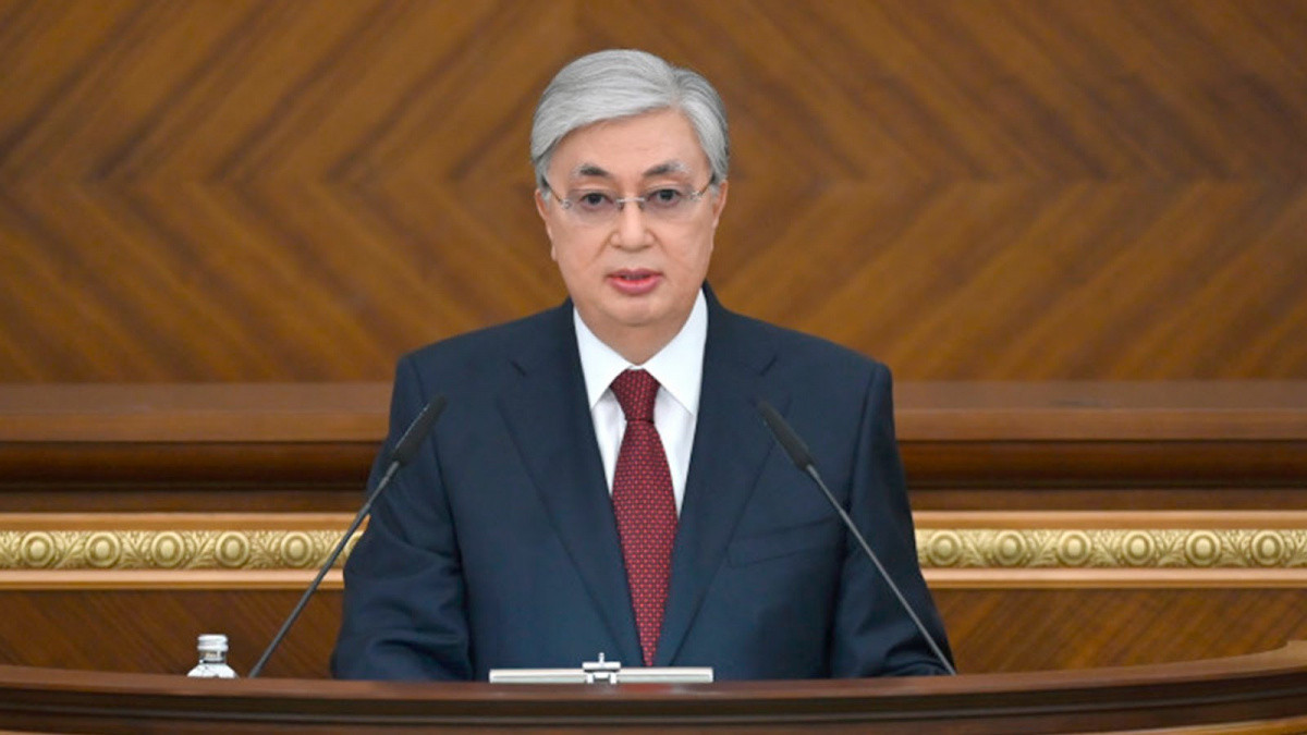 Президент выступает с Посланием народу Казахстана
