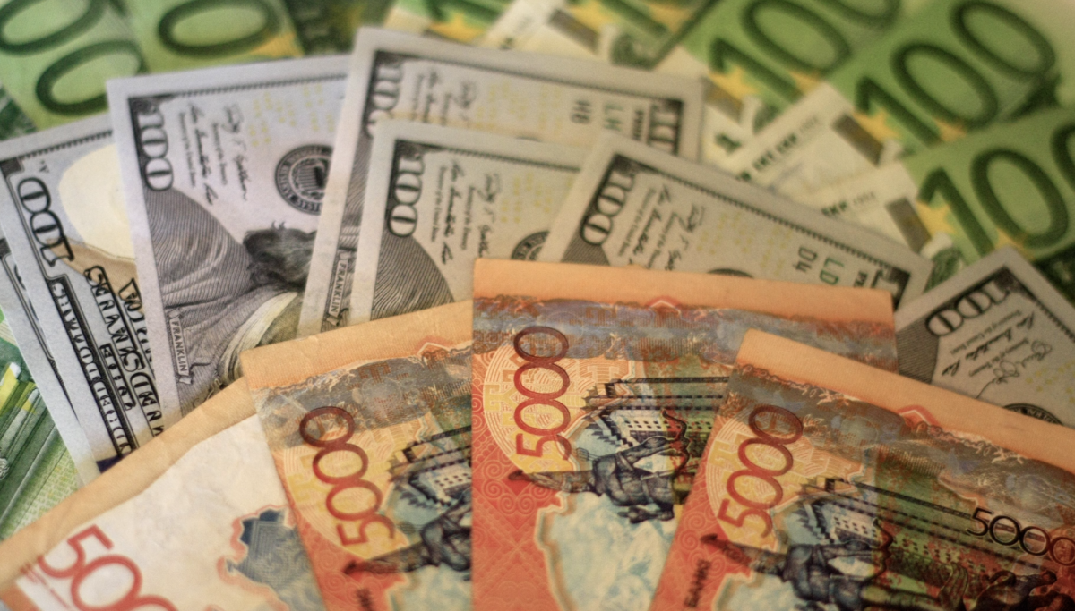 Токаев предложил отчислять 50% от инвестдохода Нацфонда на накопительные счета детей