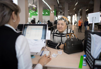 Қазақстанда әйелдердің зейнетке шығуы 61 жас деңгейінде бекітіледі