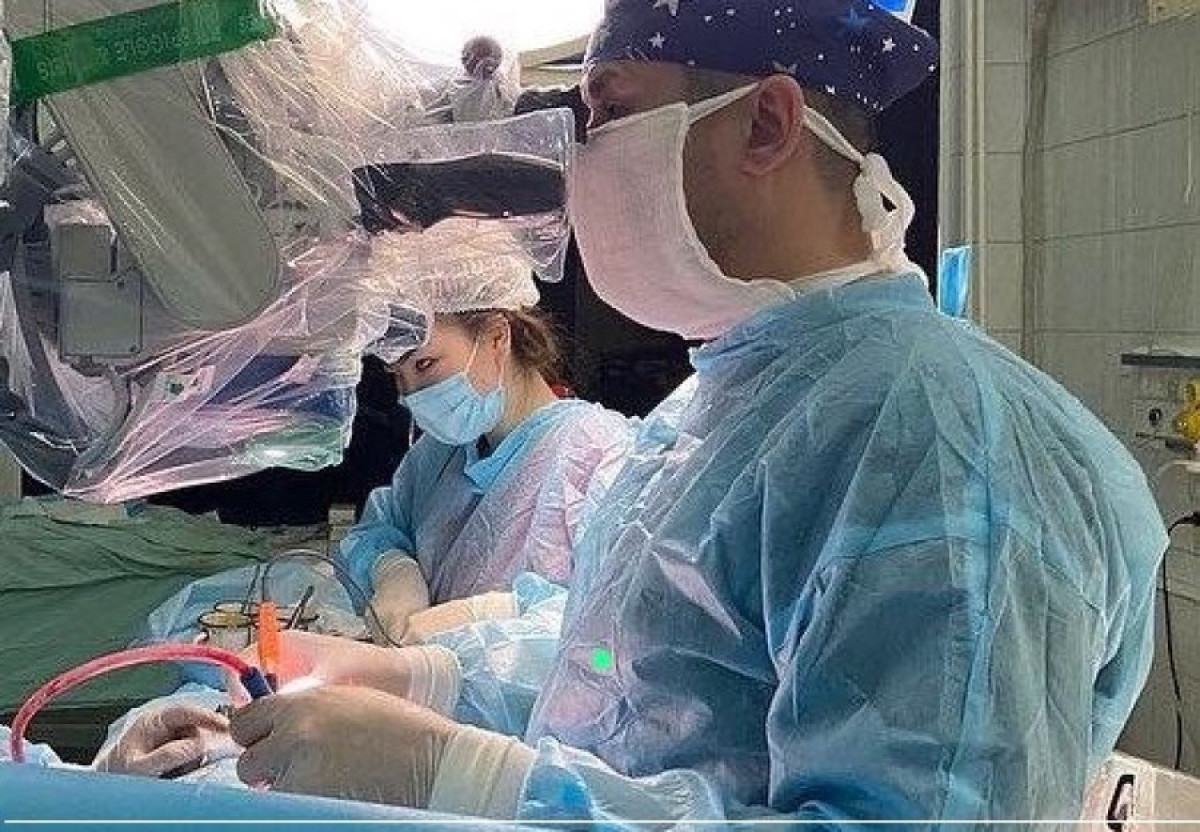 Уникальную операцию провели пациенту с церебральным параличом нейрохирурги Алматы