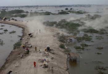 Death toll from Pakistan floods reaches 1,290