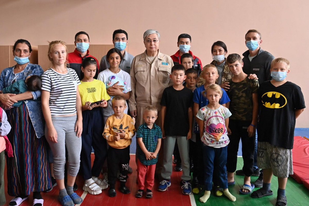 Касым-Жомарт Токаев встретился с пострадавшими от лесных пожаров