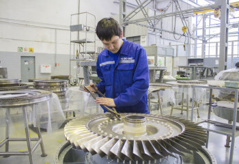 Может ли автоматизация рабочих процессов привести к технологической безработице? 