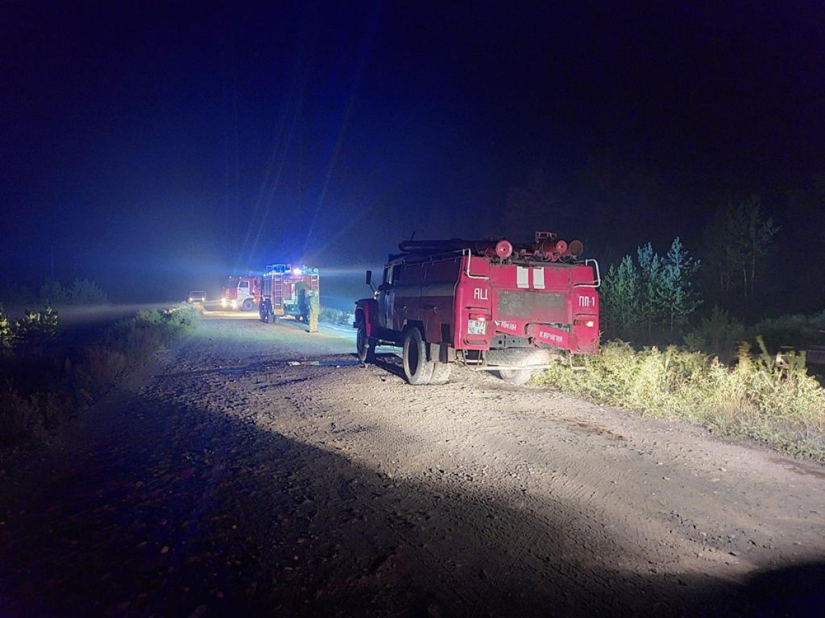 В 5 селах продолжается тушение пожара в Костанайской области