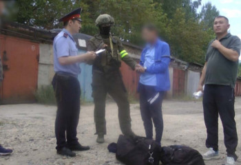 ШҚО тұрғыны иттің үйшігінде есірткі сақтаған