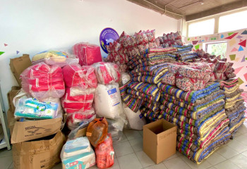 Огромные фуры с гуманитарным грузом продолжают прибывать в Костанайскую область  - АНК