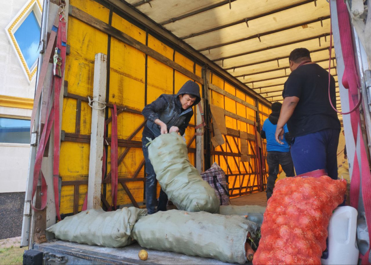Елордадан Қостанайға 40 тонна гуманитарлық көмек жіберілді