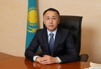 Архимед Мухамбетов поблагодарил всех казахстанцев за помощь погорельцам