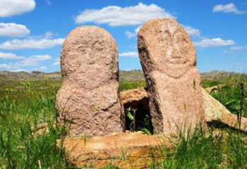 Ескерткіштер – ел тарихы