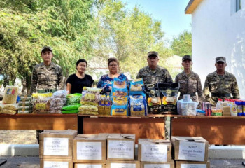 Әскерилер қостанайлықтарға көмек жіберді
