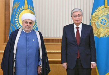 Глава государства принял председателя Управления мусульман Кавказа 