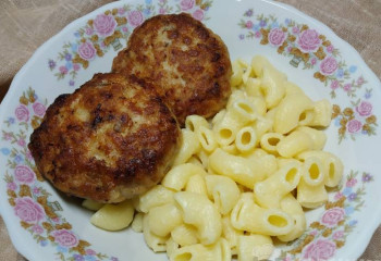 Девять детей отравились в школьной столовой в Павлодарской области