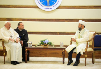 Бас мүфти Рим папасы Францискпен кездесті