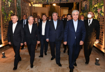 SCO Heads of State hold informal conversation in Samarkand