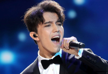 Димаш Құдайбергенов жанкүйерлерін бірнеше жақсы жаңалықпен қуантты