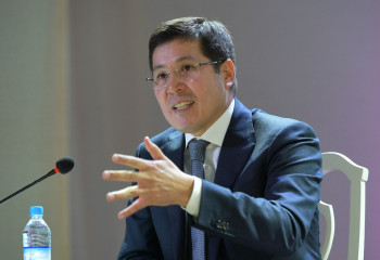 Сқақов ауыл әкімдеріне: Сендер үшін мен ұялып отырмын