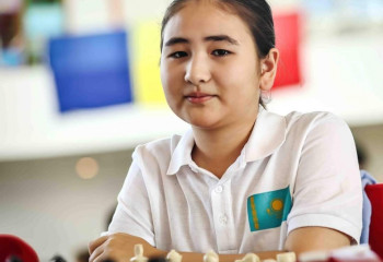 Зарина Нұрғалиева шахматтан жасөспірімдер арасында әлем чемпионы атанды