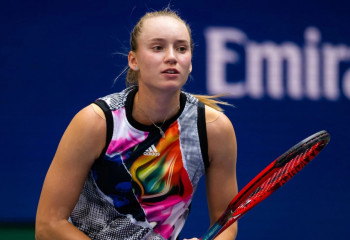 Елена Рыбакина вышла в первый финал после триумфа на 