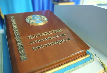 Тоқаев «ҚР Конституциясына өзгерістер мен толықтыру енгізу туралы» Заңға қол қойды