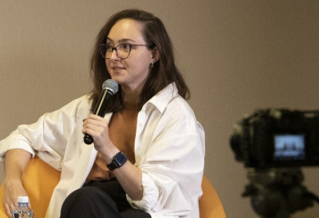 Аналитик: Казахстан удобен как мост между Западом и Востоком