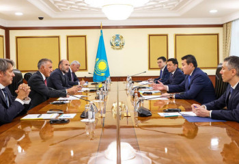 Премьер-министр встретился с руководством компании «Eni»