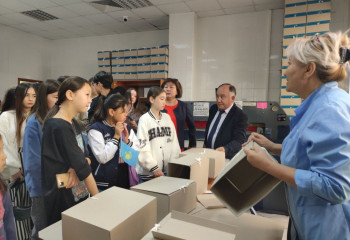 Жастарға аса құнды құжаттармен танысуға мүмкіндік берілді