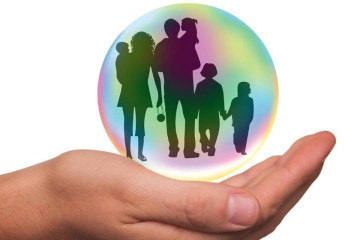 227,4 млрд тенге пособий многодетным семьям выплатили с начала года