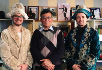 Alga Peterburg: Димаштың өнері арқылы Қазақстанға ғашық болдық