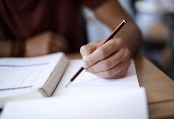 Как принимают учителей на работу, рассказали в Минпросвещения 