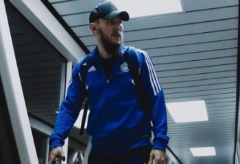 Сборная Казахстана прилетела в Азербайджан на матч Лиги наций