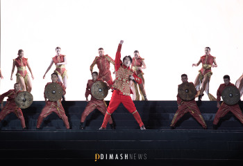 Волнение от прибытия на его родную землю: Фанаты Димаша в восторге от Казахстана и шоу