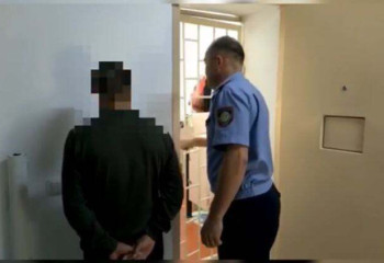 Қызметтік ит шекарадан есірткі алып өтпек болған шетелдікті ұстады