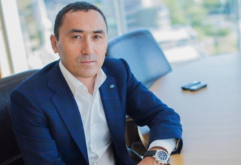 Айдын Рахимбаев заявил, что готов помочь приезжим из России