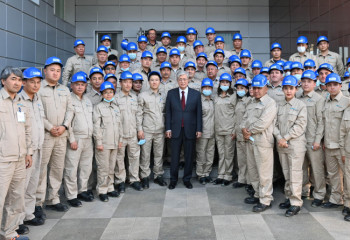 Президент посетил Шымкентский нефтеперерабатывающий завод