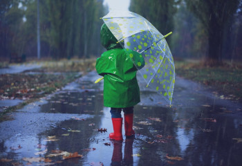 Штормовое предупреждение объявлено в 16 регионах Казахстана