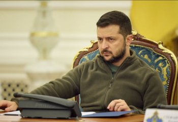 Зеленский Украинаның НАТО-ға кіру туралы өтінішіне қол қойды