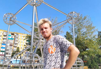 Активист превращает Рудный в город-сад